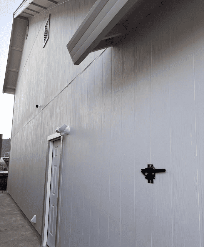 light gray siding on house